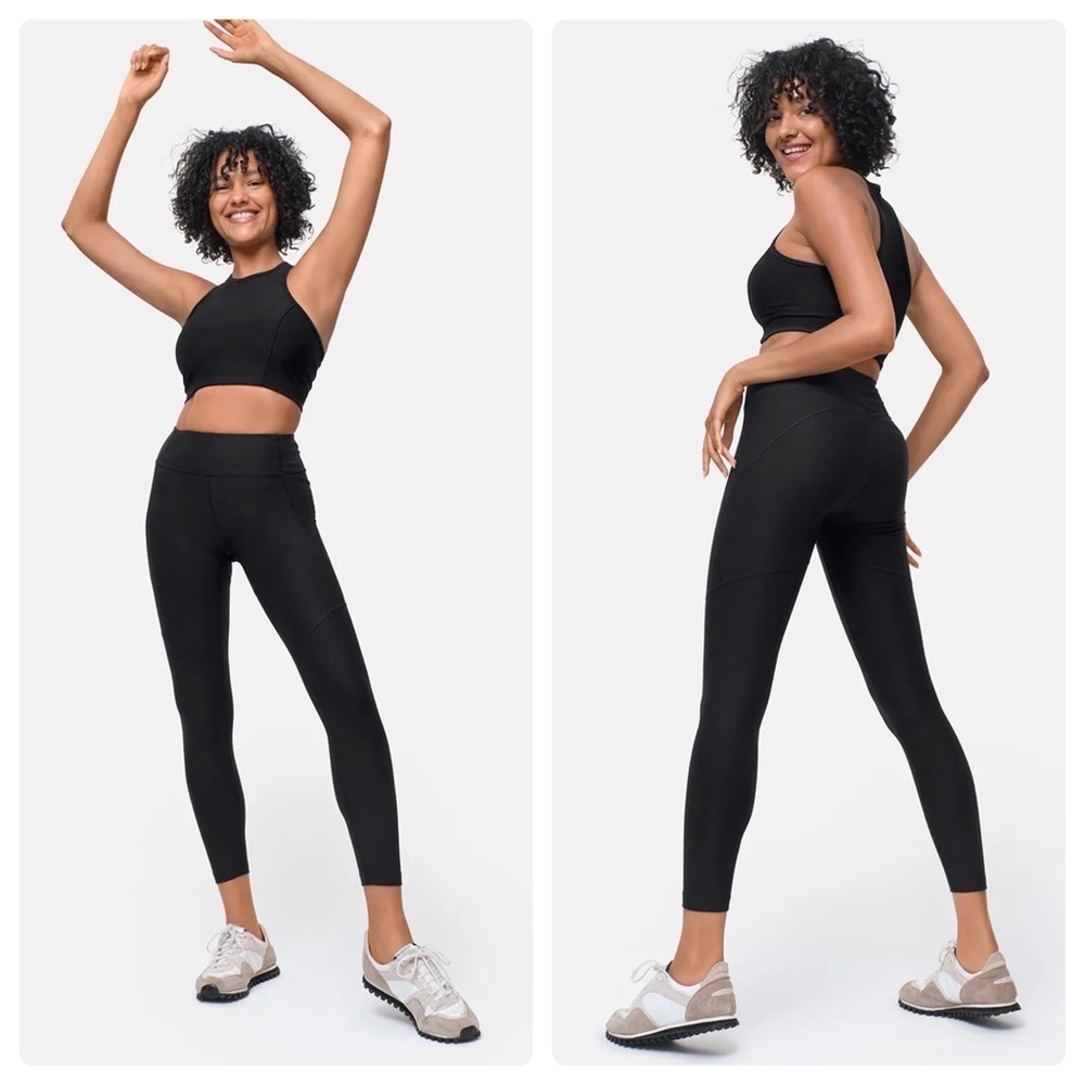 OUTDOOR VOICES Warm Up Legging in Black, Size Medium